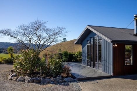 Photo of property in 14a Totara View Road, Wakefield, 7095