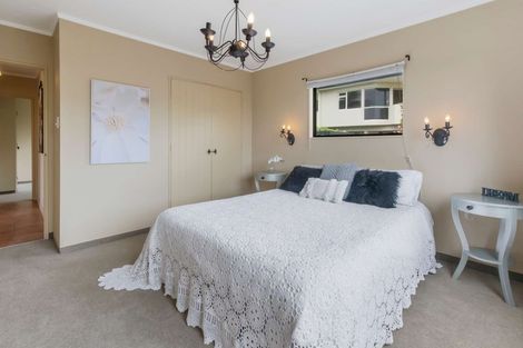 Photo of property in 320 Papamoa Beach Road, Papamoa Beach, Papamoa, 3118