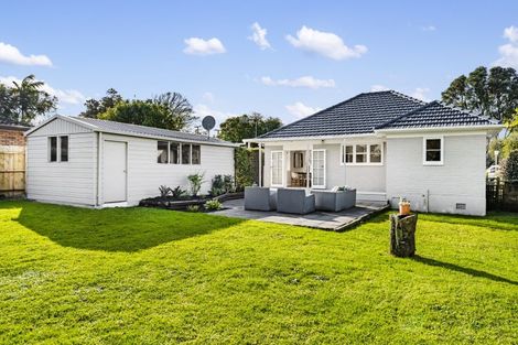 Photo of property in 1 Massey Avenue, Greenlane, Auckland, 1061