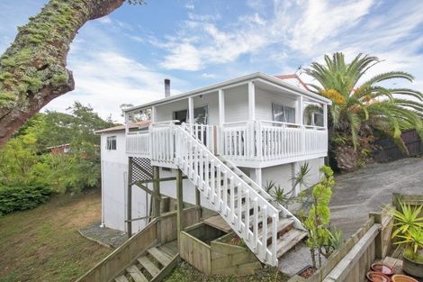 Photo of property in 109 Tirimoana Road, Te Atatu South, Auckland, 0602