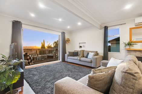 Photo of property in 1/266 Forrest Hill Road, Forrest Hill, Auckland, 0620