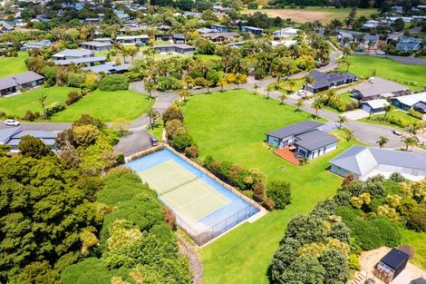 Photo of property in 2 Platinum Place, Matapouri, Whangarei, 0173