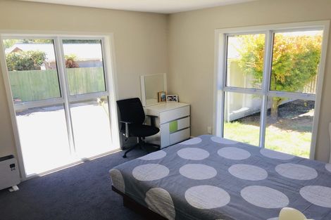 Photo of property in 252 Avonhead Road, Avonhead, Christchurch, 8042