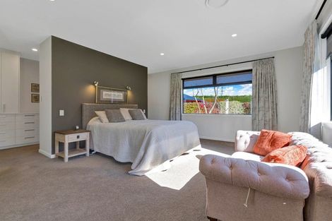 Photo of property in 1 Orchard Lane, Amberley, 7410
