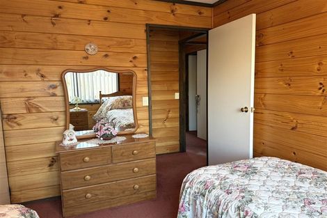 Photo of property in 2 Jamieson Road, Karoro, Greymouth, 7805