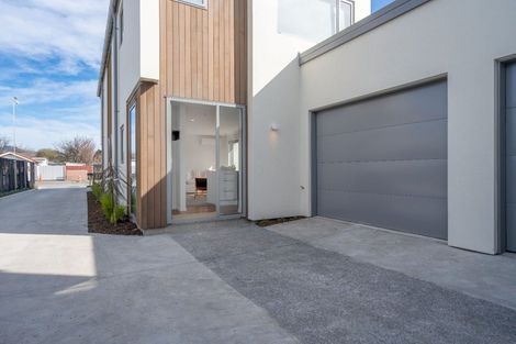 Photo of property in 4/33 Frederick Street, Waltham, Christchurch, 8011