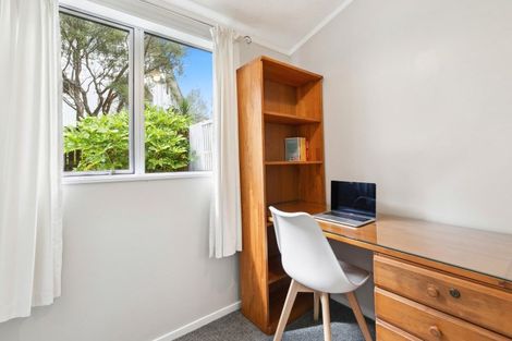 Photo of property in 18a Vasanta Avenue, Ngaio, Wellington, 6035