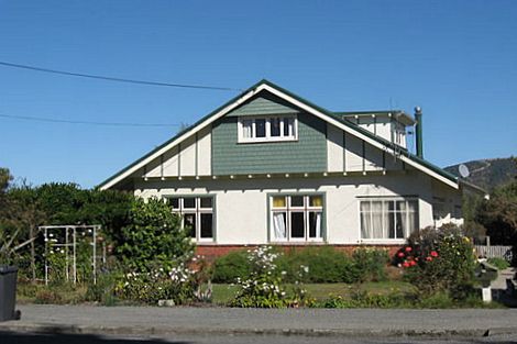 Photo of property in 21 Coronation Street, Waimate, 7924