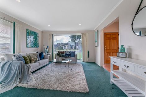 Photo of property in 211 Kilkenny Drive, East Tamaki Heights, Auckland, 2016