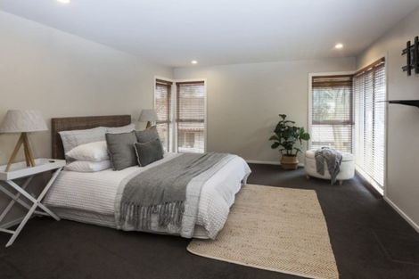 Photo of property in 33 Lakewood Drive, Burwood, Christchurch, 8083