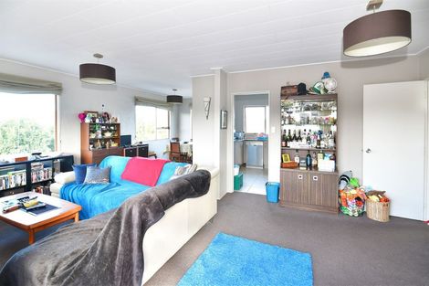 Photo of property in 6a Quo Vadis Place, Red Beach, 0932