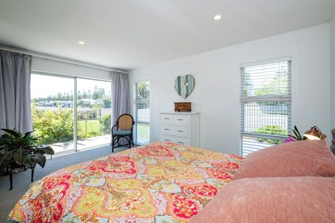 Photo of property in 20 Aparima Place, Awatoto, Napier, 4110