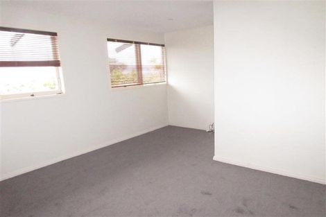 Photo of property in 46 Grenada Avenue, Forrest Hill, Auckland, 0620