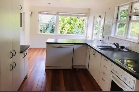 Photo of property in 61 Peach Road, Glenfield, Auckland, 0629