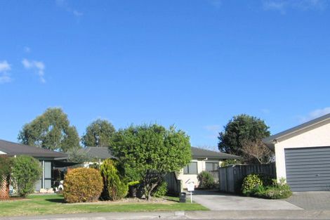 Photo of property in 2/20 Bucksburn Place, Greenmeadows, Napier, 4112