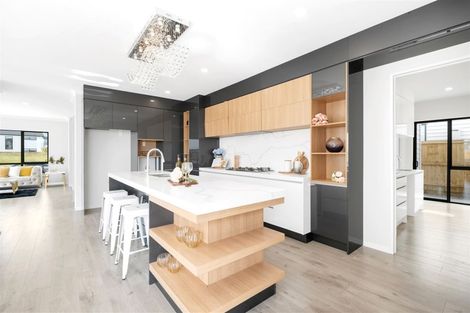 Photo of property in 96 Ksenia Drive, Flat Bush, Auckland, 2019