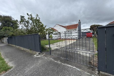 Photo of property in 8 Trevethick Grove, Woburn, Lower Hutt, 5010