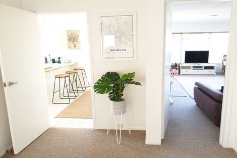 Photo of property in 1/11 Campbell Road, Takapuna, Auckland, 0622