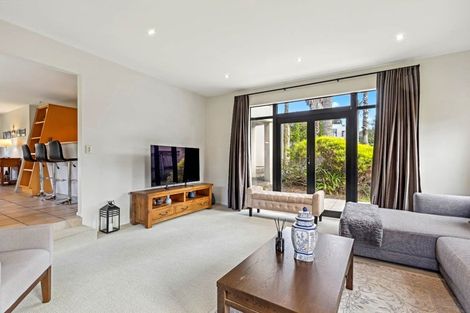 Photo of property in 6 Widdison Place, Albany, Auckland, 0632