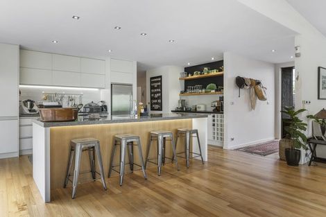 Photo of property in 204 Achilles Avenue, Whangamata, 3620