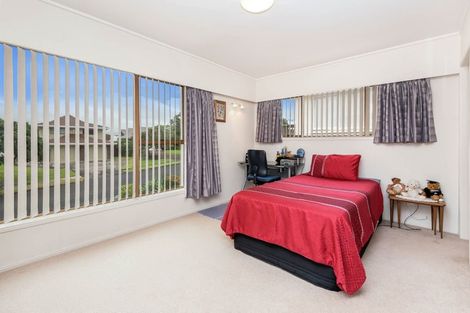 Photo of property in 5 Mccrystal Avenue, Bucklands Beach, Auckland, 2012