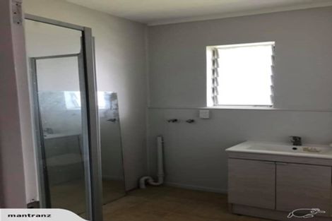 Photo of property in 1/27 Pakuranga Road, Pakuranga, Auckland, 2010