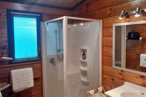 Photo of property in 8 Pararewa Drive, Whalers Gate, New Plymouth, 4310