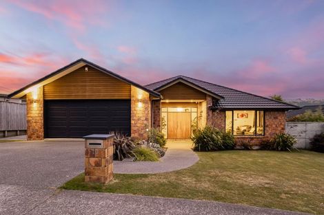 Photo of property in 73 Aotea Drive, Aotea, Porirua, 5024