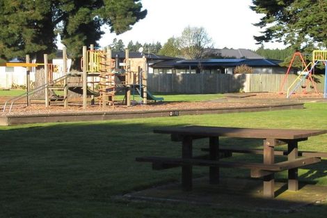 Photo of property in 8 Heyders Road, Spencerville, Christchurch, 8083