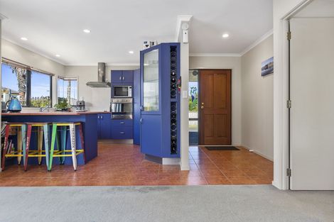 Photo of property in 76 Osprey Drive, Welcome Bay, Tauranga, 3112