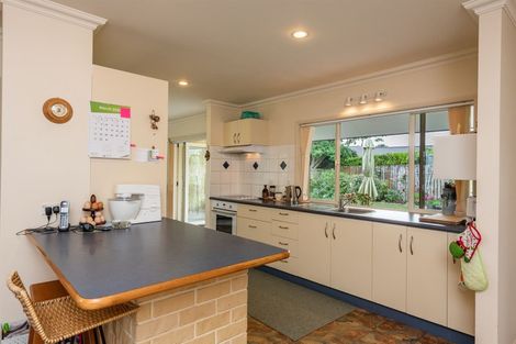 Photo of property in 11 Tainui Street, Levin, 5510