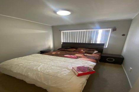 Photo of property in 77a Rosier Road, Glen Eden, Auckland, 0602