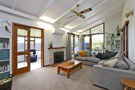 Photo of property in 10 Carl Avenue, Havelock North, 4130