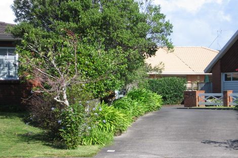 Photo of property in 4/9 Dunn Place, Farm Cove, Auckland, 2010