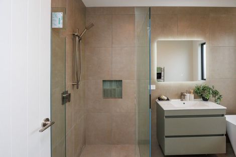 Photo of property in 20 Parkside Avenue, Maewa, 4702