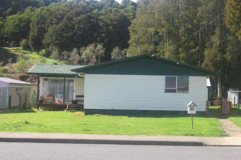 Photo of property in 103 George Street, Hikurangi, 0114