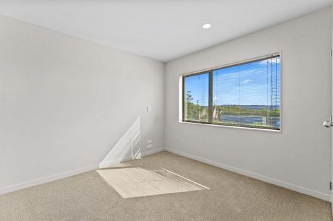 Photo of property in 65 Wallace Road, Mangere Bridge, Auckland, 2022