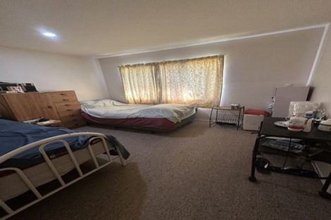 Photo of property in 31 Copplestone Place, New Lynn, Auckland, 0600