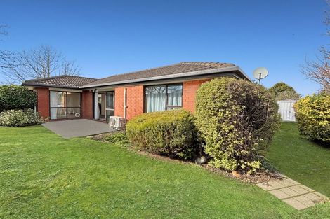 Photo of property in 2/24 Kintyre Drive, Broomfield, Christchurch, 8042