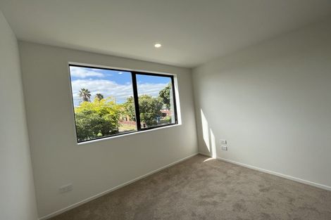 Photo of property in 25 Panama Road, Mount Wellington, Auckland, 1062