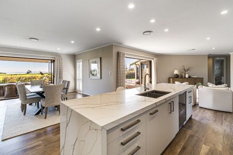 Photo of property in 80 Ewen Place, Karaka, Papakura, 2580