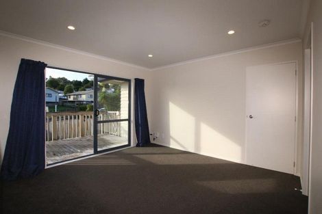 Photo of property in 17 Maywood Crescent, Glen Eden, Auckland, 0602