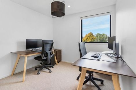 Photo of property in 37 Cessna Crescent, Mangere, Auckland, 2022