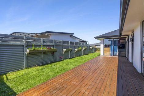 Photo of property in 9 Kuini Place, Motueka, 7120