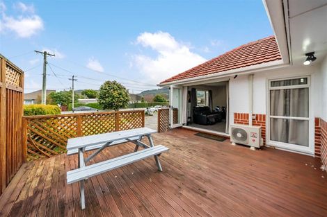 Photo of property in 54 Routley Crescent, Elderslea, Upper Hutt, 5018