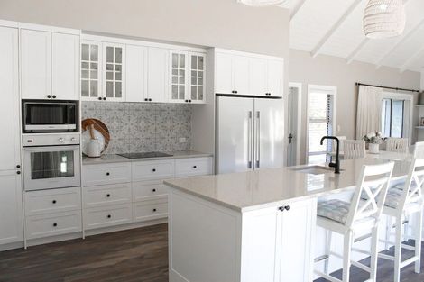 Photo of property in 728 Peak Road, Helensville, 0875