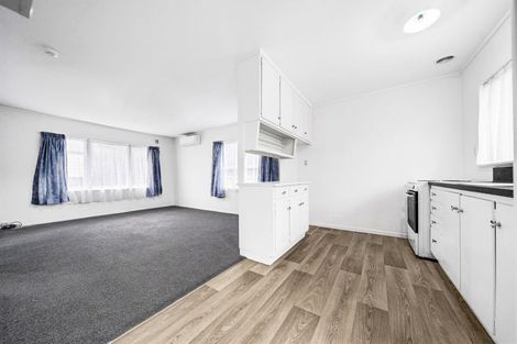 Photo of property in 22 Grande Vue Road, Hillpark, Auckland, 2102