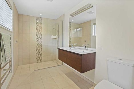 Photo of property in 33d Hackthorne Road, Cashmere, Christchurch, 8022