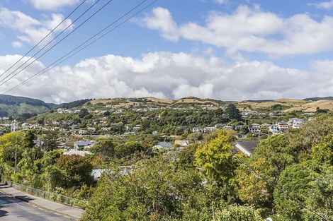 Photo of property in 8 Ngatitoa Street, Tawa, Wellington, 5028