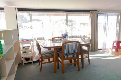 Photo of property in 1/56 Roberts Road, Glenfield, Auckland, 0629